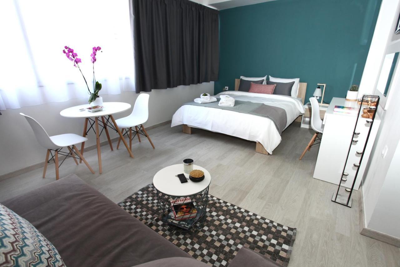Old Town Hall Suites And Apartments Athens Ngoại thất bức ảnh