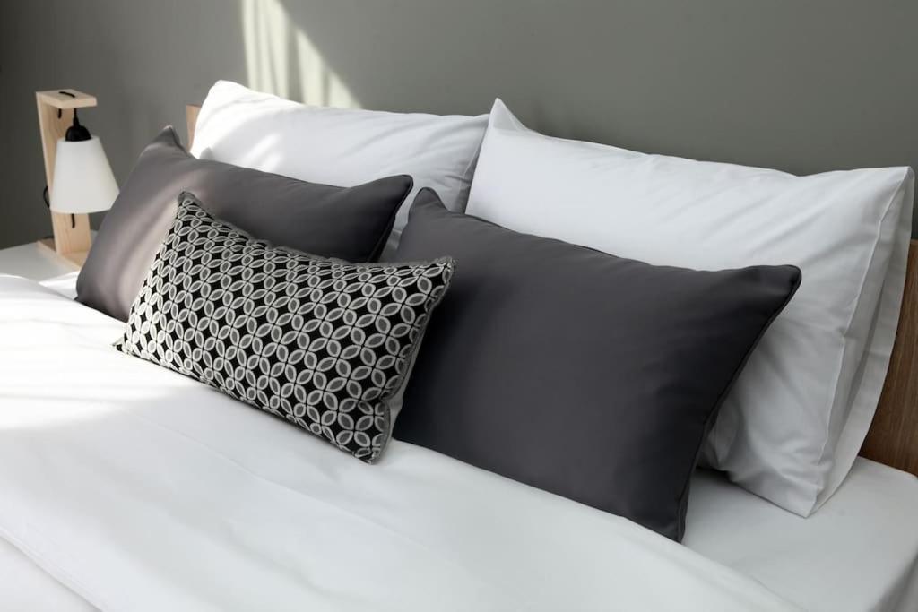 Old Town Hall Suites And Apartments Athens Ngoại thất bức ảnh